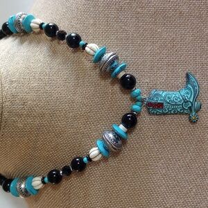 WESTERN STYLE BOOT PENDANT NECKLACE 18" LONG CARVED STONES TURQUOISE